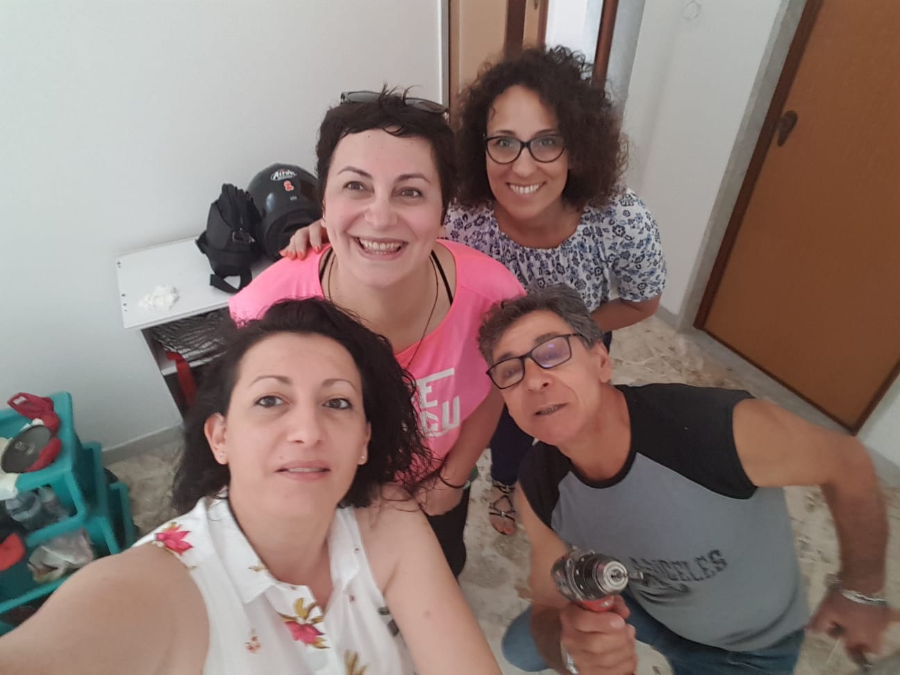 Rivesti i poveri e dona di RI-VESTI Rivesti i poveri e dona-RI-VESTI