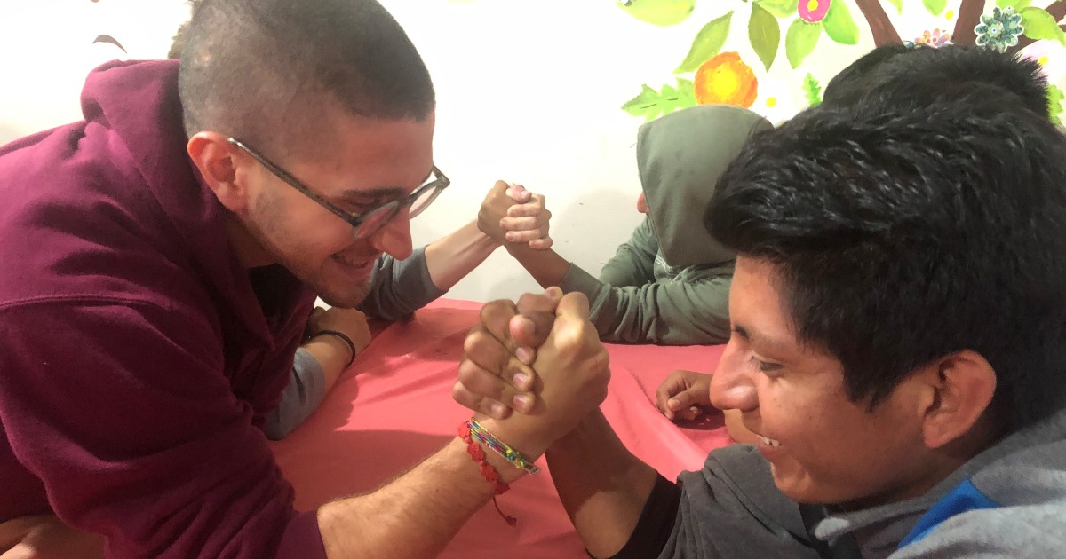 (A)ToMiCa - batti un cinque! di Titti, Moukhtar, Marios (A)ToMiCa - batti un cinque!-Titti, Moukhtar, Marios