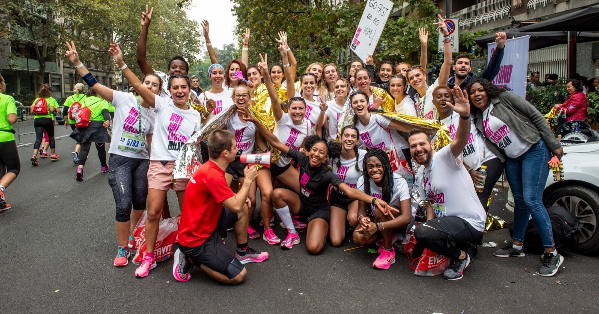 Flying Girls Milano Academy: FLY1 di Diana Rumbolà Flying Girls Milano Academy: FLY1-Diana Rumbolà