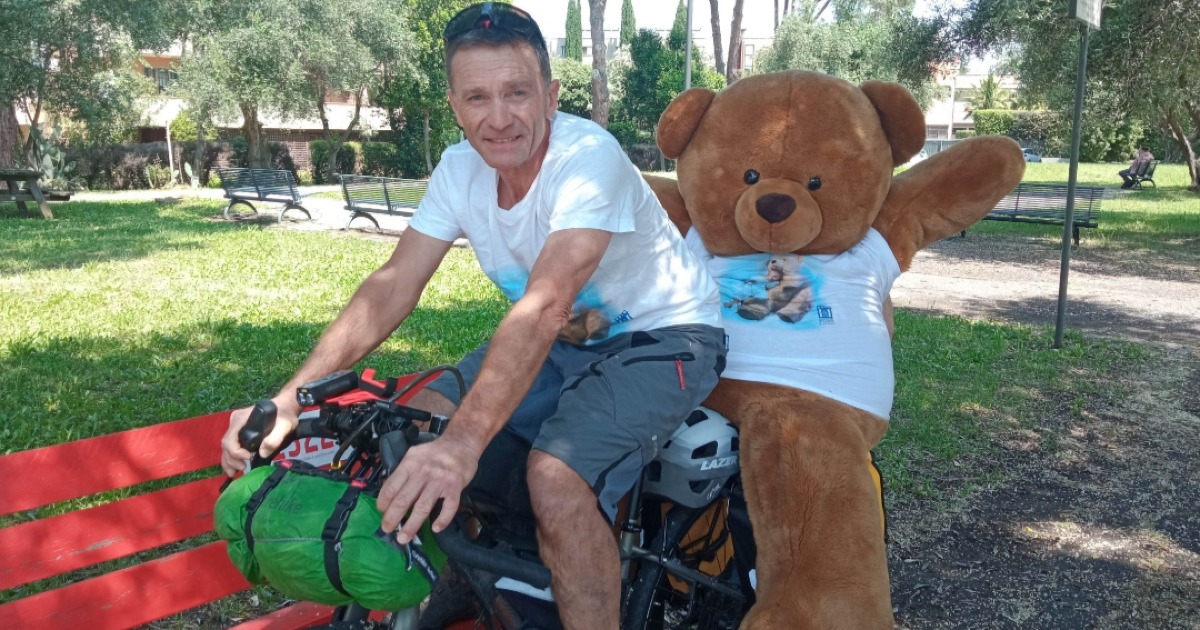 In capo al mondo per ABIO di Paolo Tontoranelli In capo al mondo per ABIO -Paolo Tontoranelli