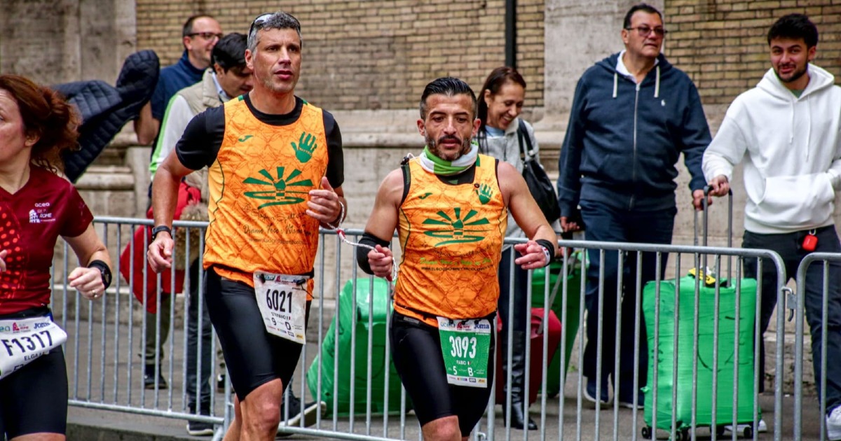 Fabio e Stefano: corriamo per AIDO di Fabio Orru' Fabio e Stefano: corriamo per AIDO-Fabio Orru'