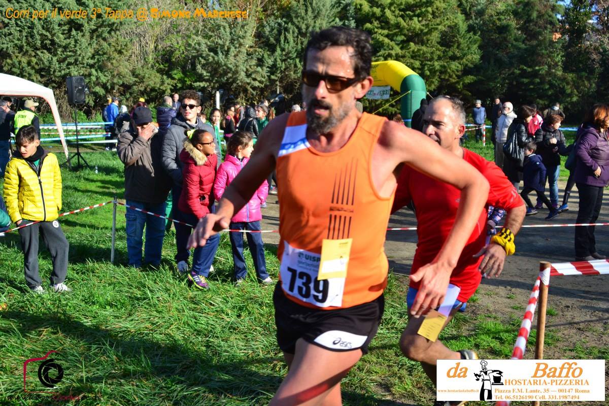 Di corsa per Spiragli di Luce di Matteo Simone Di corsa per Spiragli di Luce-Matteo Simone