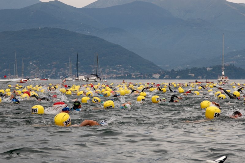 Davide a nuoto per Flying Angels di Davide Casetti Davide a nuoto per Flying Angels-Davide Casetti