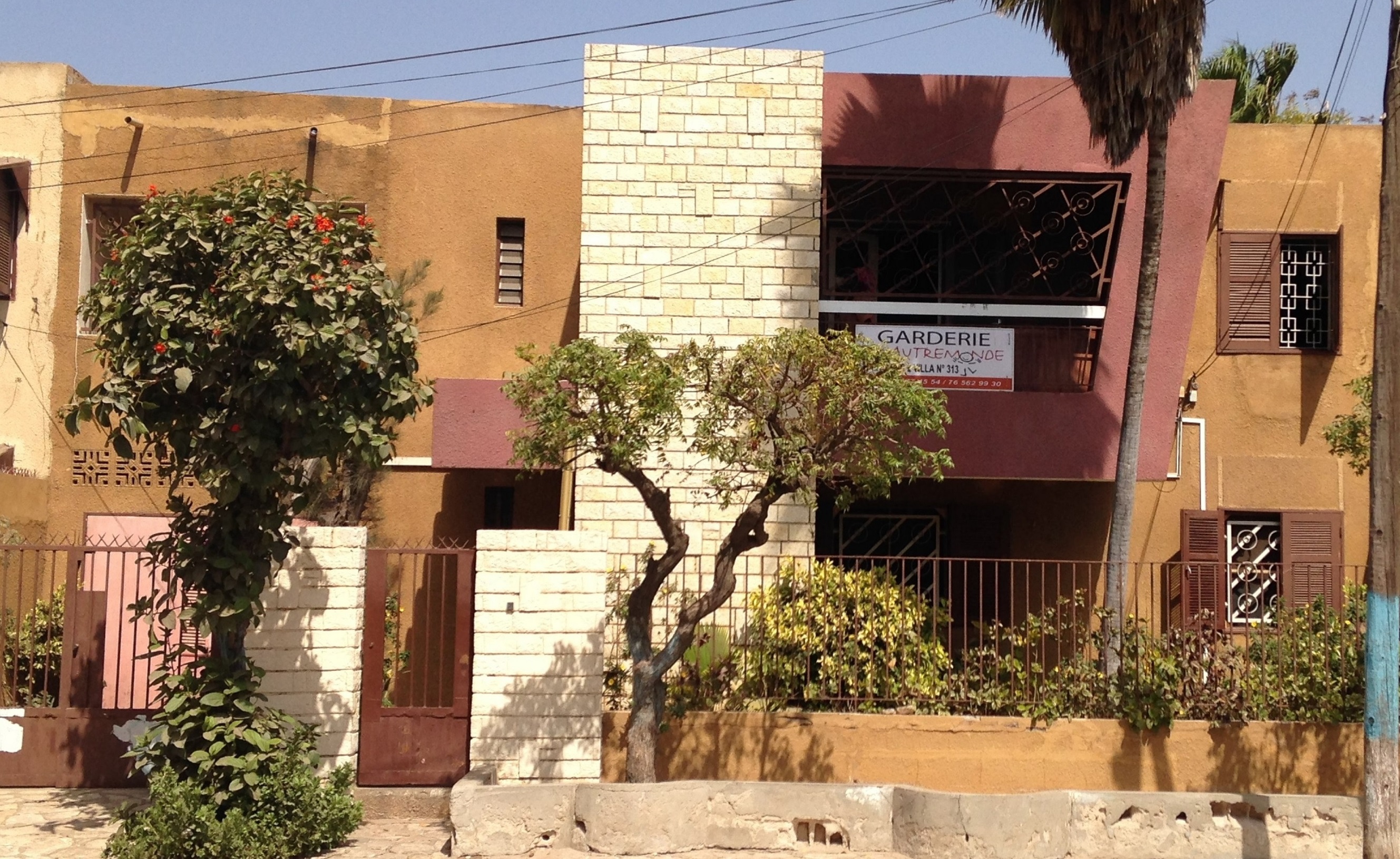 BiblioUp: la biblioteca dell'Ecole! di Valentina Scalzo BiblioUp: la biblioteca dell'Ecole!-Valentina Scalzo