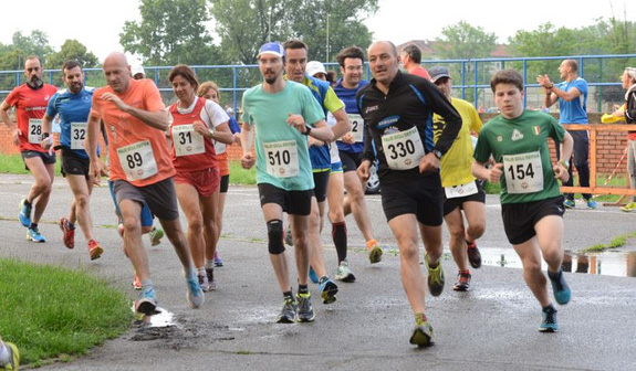 In corsa per la Croce Rossa di Milano! di Marco Pedrini In corsa per la Croce Rossa di Milano!-Marco Pedrini