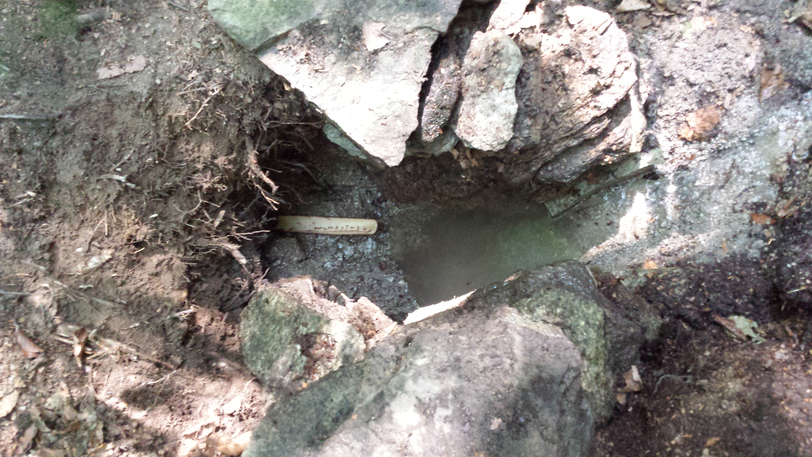 Nuove gocce di vita - Progetto Sorgenti di Ass. Vivere la Montagna Cumiana (TO) Nuove gocce di vita - Progetto Sorgenti-Ass. Vivere la Montagna Cumiana (TO)