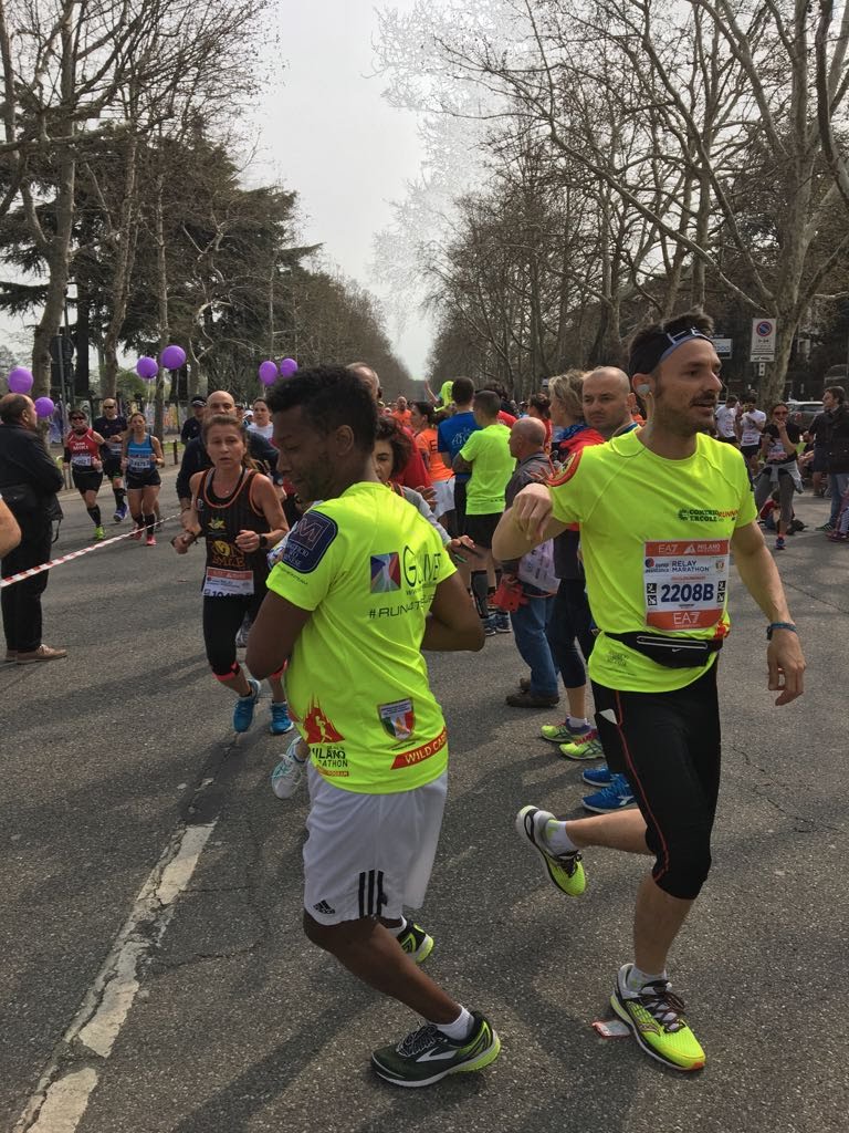 CON GULLIVER ALLA MILANO MARATHON 2019 di Centro Gulliver CON GULLIVER ALLA MILANO MARATHON 2019 -Centro Gulliver