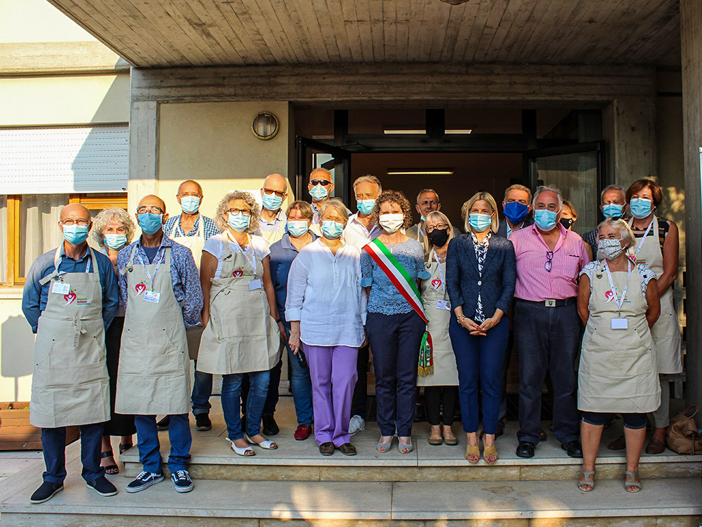 Una cucina per l'Emporio di Dueville! di Volontariato in Rete Una cucina per l'Emporio di Dueville!-Volontariato in Rete