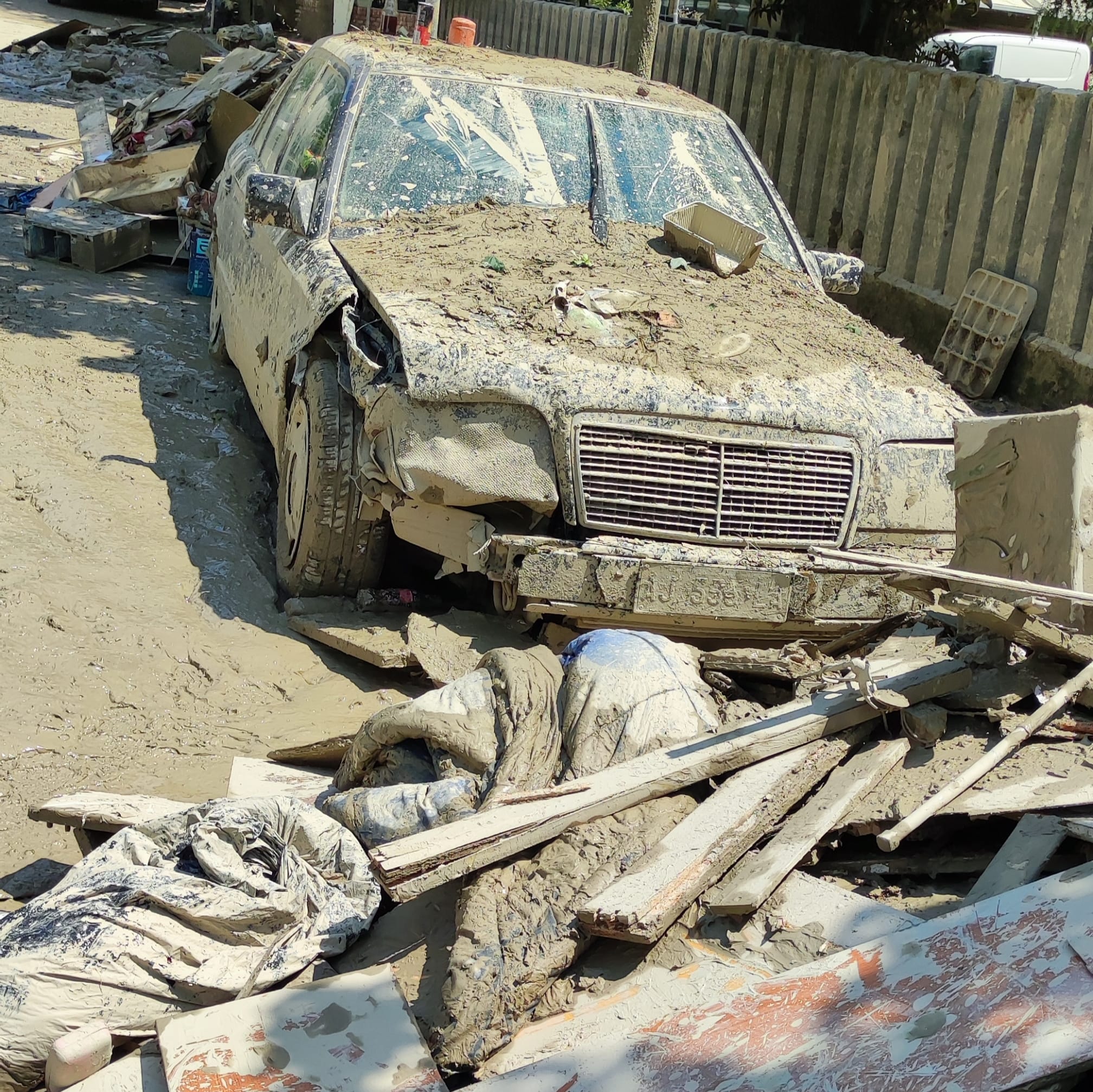 Ri-diamo un sorriso alla Romagna di A.M.A.Re - auto mutuo aiuto reumatici Ri-diamo un sorriso alla Romagna-A.M.A.Re - auto mutuo aiuto reumatici