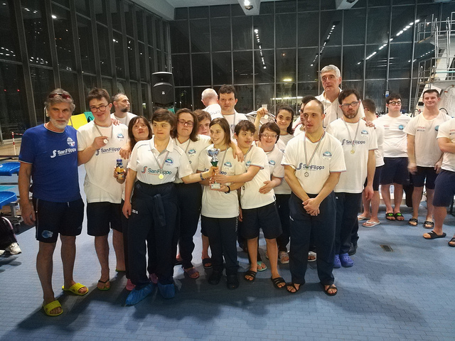 MINIBUS NO FRONTIERE di BRESCIANA NO FRONTIERE MINIBUS NO FRONTIERE-BRESCIANA NO FRONTIERE