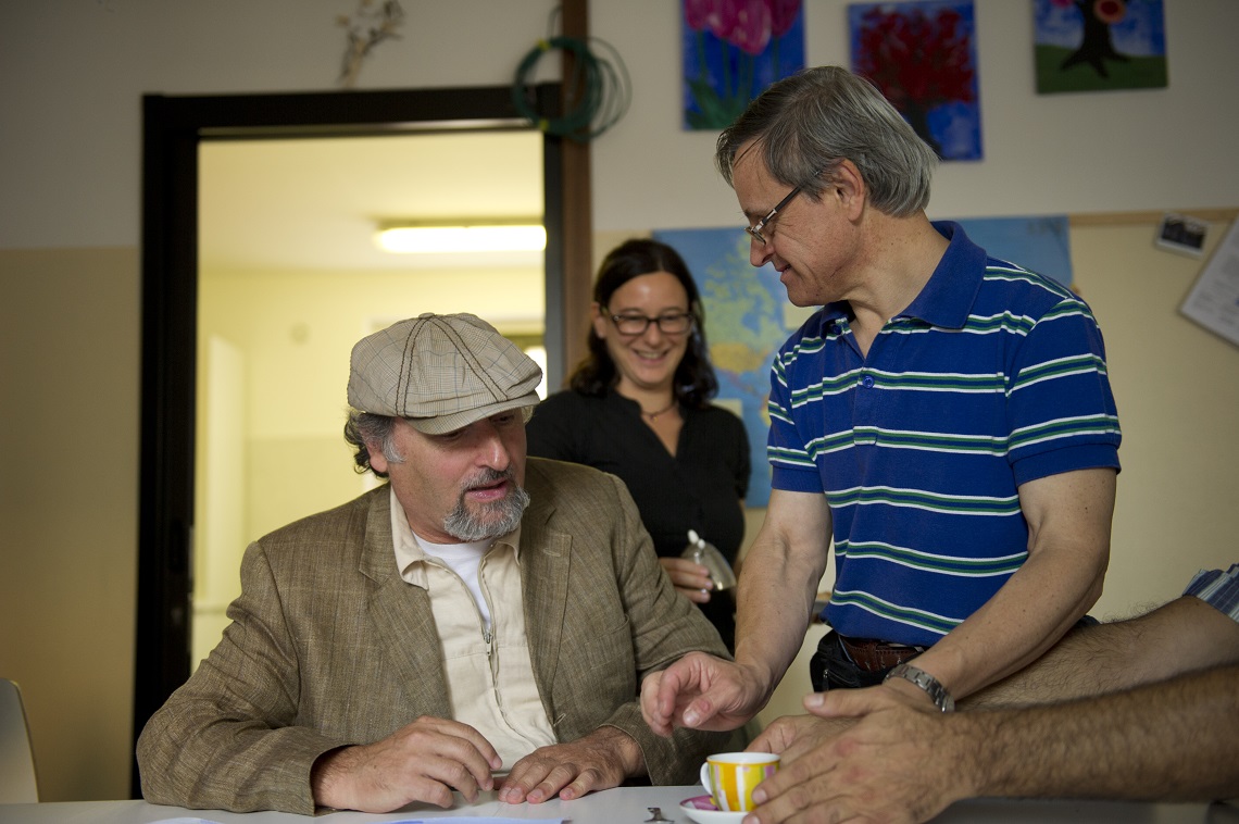 Antonio Cornacchione per Centro PANDUJI di Cura e Riabilitazione Onlus Antonio Cornacchione per Centro PANDUJI -Cura e Riabilitazione Onlus