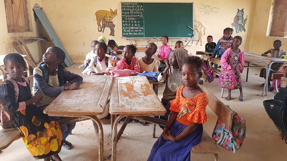 #scuolaSENZAconfini di Istituto Comprensivo Foscolo #scuolaSENZAconfini-Istituto Comprensivo Foscolo