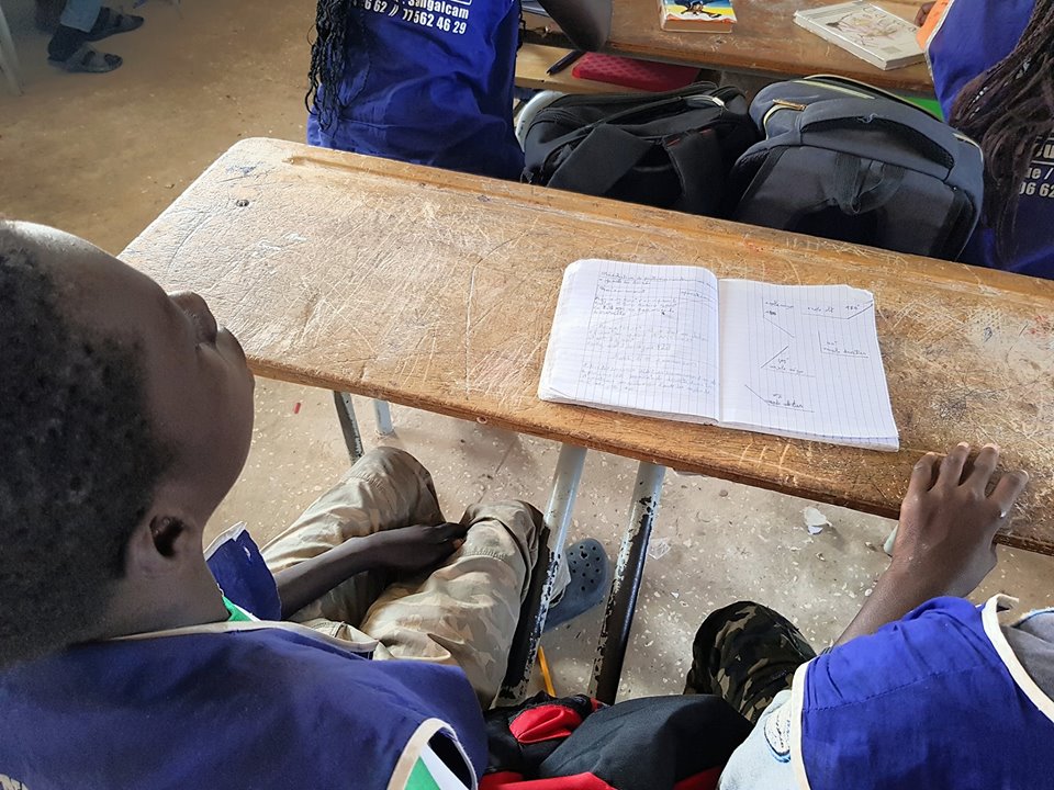 #scuolaSENZAconfini di Istituto Comprensivo Foscolo #scuolaSENZAconfini-Istituto Comprensivo Foscolo