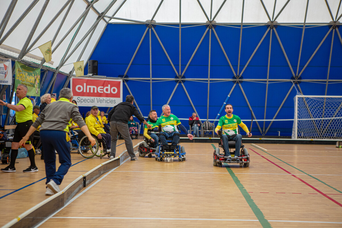 A mani calde:5 scaldamano per carrozzine di Leoni Sicani A mani calde:5 scaldamano per carrozzine-Leoni Sicani