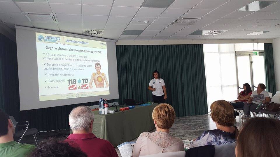 Una squadra contro la morte improvvisa di Geca onlus Una squadra contro la morte improvvisa-Geca onlus