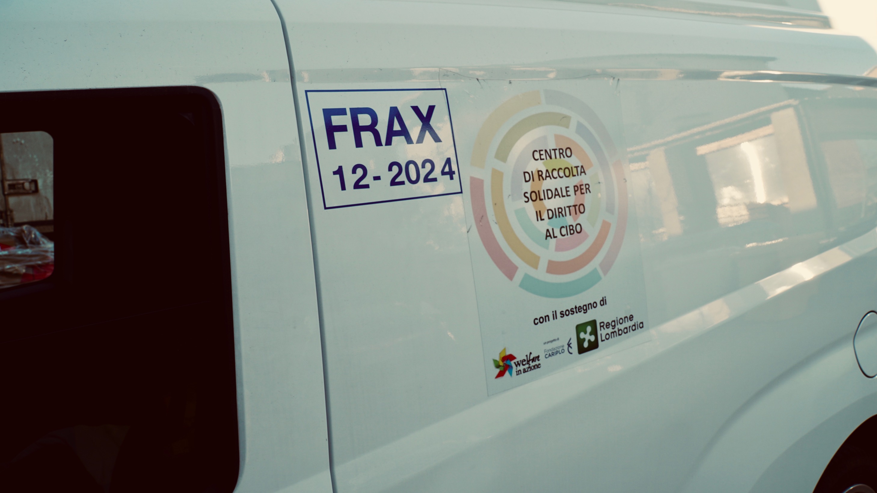 Zona Rossa CoVid-19: acquisto cibo di Emmaus per Caritas Lodigiana Zona Rossa CoVid-19: acquisto cibo-Emmaus per Caritas Lodigiana