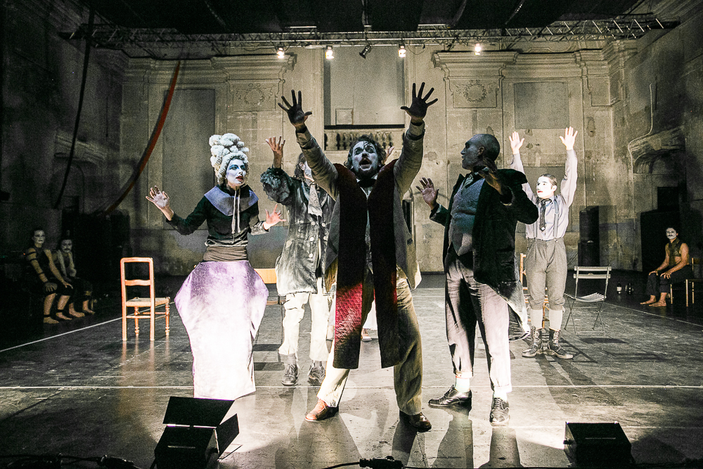 SALT: A UN PASSO DAL SOGNO di Bamsemble Company SALT: A UN PASSO DAL SOGNO -Bamsemble Company