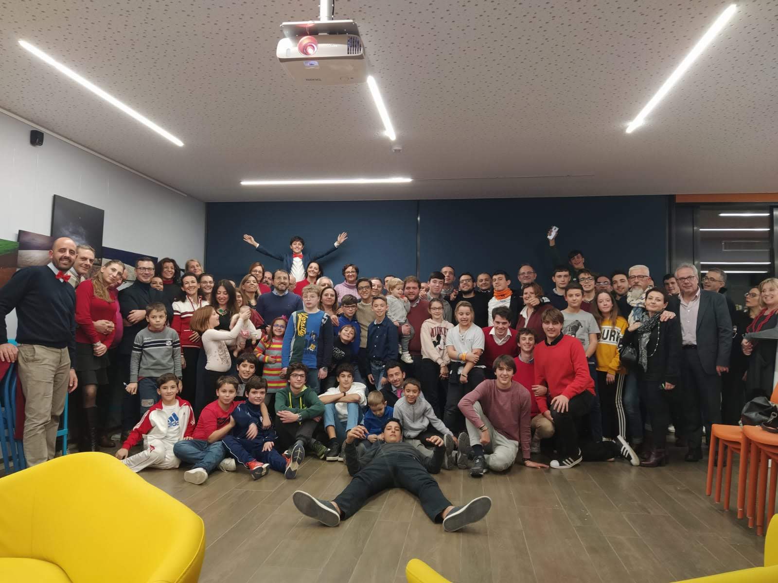 Un Regalo di Natale per il Laurento di Associazione Familiare Laurento Un Regalo di Natale per il Laurento-Associazione Familiare Laurento