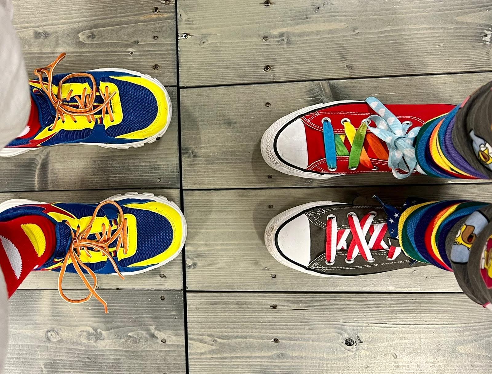 Scuola per Nasi Rossi : che strambata ! di Clown Dottori "Arpa a Dieci Corde" Scuola per Nasi Rossi : che strambata !-Clown Dottori "Arpa a Dieci Corde"