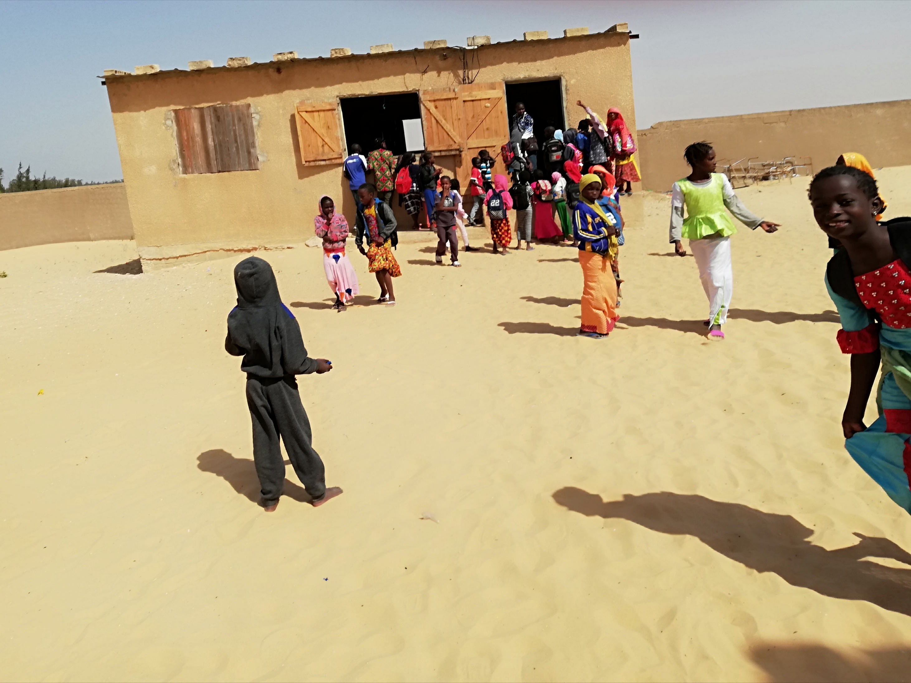 #scuolaSENZAconfini di Istituto Comprensivo Foscolo #scuolaSENZAconfini-Istituto Comprensivo Foscolo