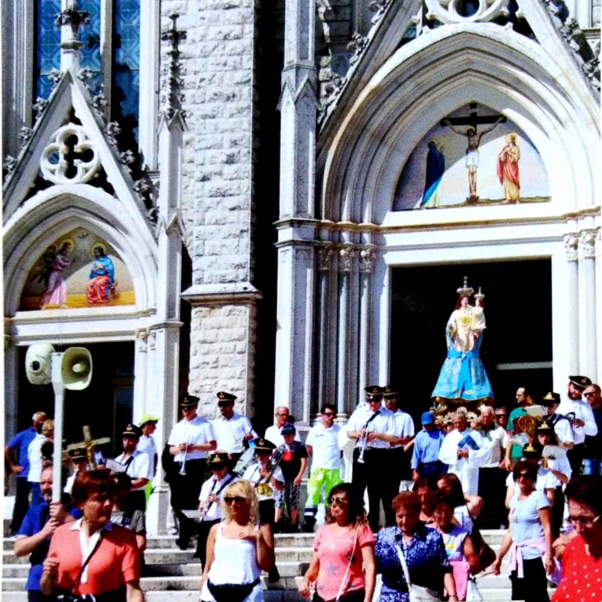 Divise e Strumenti Banda Castelpetroso di MusicsART Divise e Strumenti Banda Castelpetroso-MusicsART