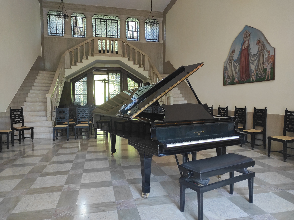 MONTANINA - CONCERTO PER LA PACE di La Montanina MONTANINA - CONCERTO PER LA PACE-La Montanina