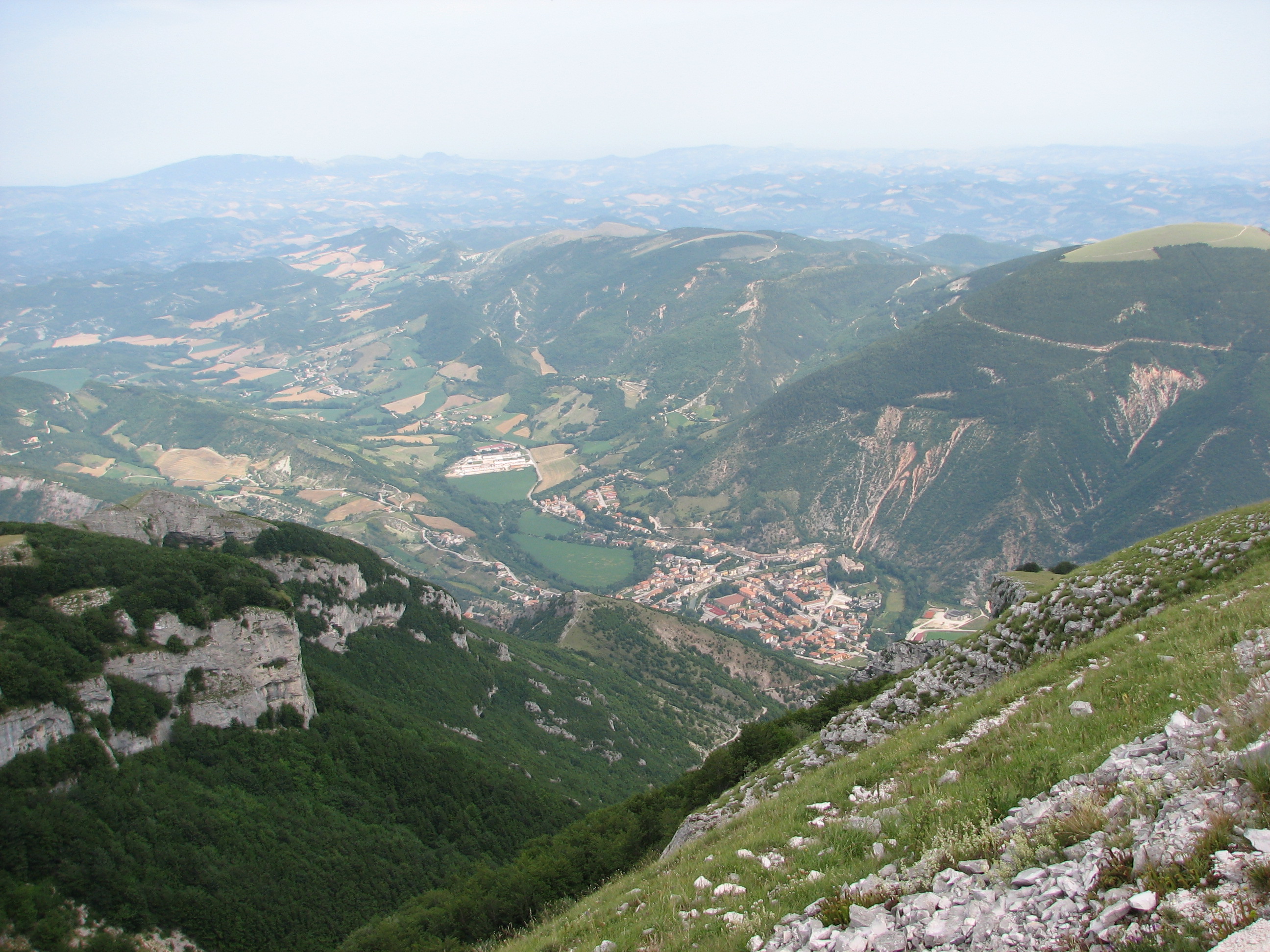 La Valle del Metauro, la nostra casa di Associazione Naturalistica Argonauta La Valle del Metauro, la nostra casa-Associazione Naturalistica Argonauta