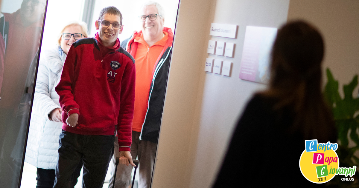 CASA SOLLIEVO: una Casa fuori di Casa di Centro Papa Giovanni XXIII Onlus CASA SOLLIEVO: una Casa fuori di Casa-Centro Papa Giovanni XXIII Onlus