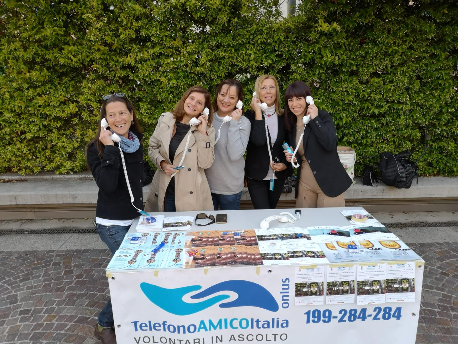 INSIEME PER TORNARE AD ASCOLTARVI di Telefono Amico Padova INSIEME PER TORNARE AD ASCOLTARVI -Telefono Amico Padova