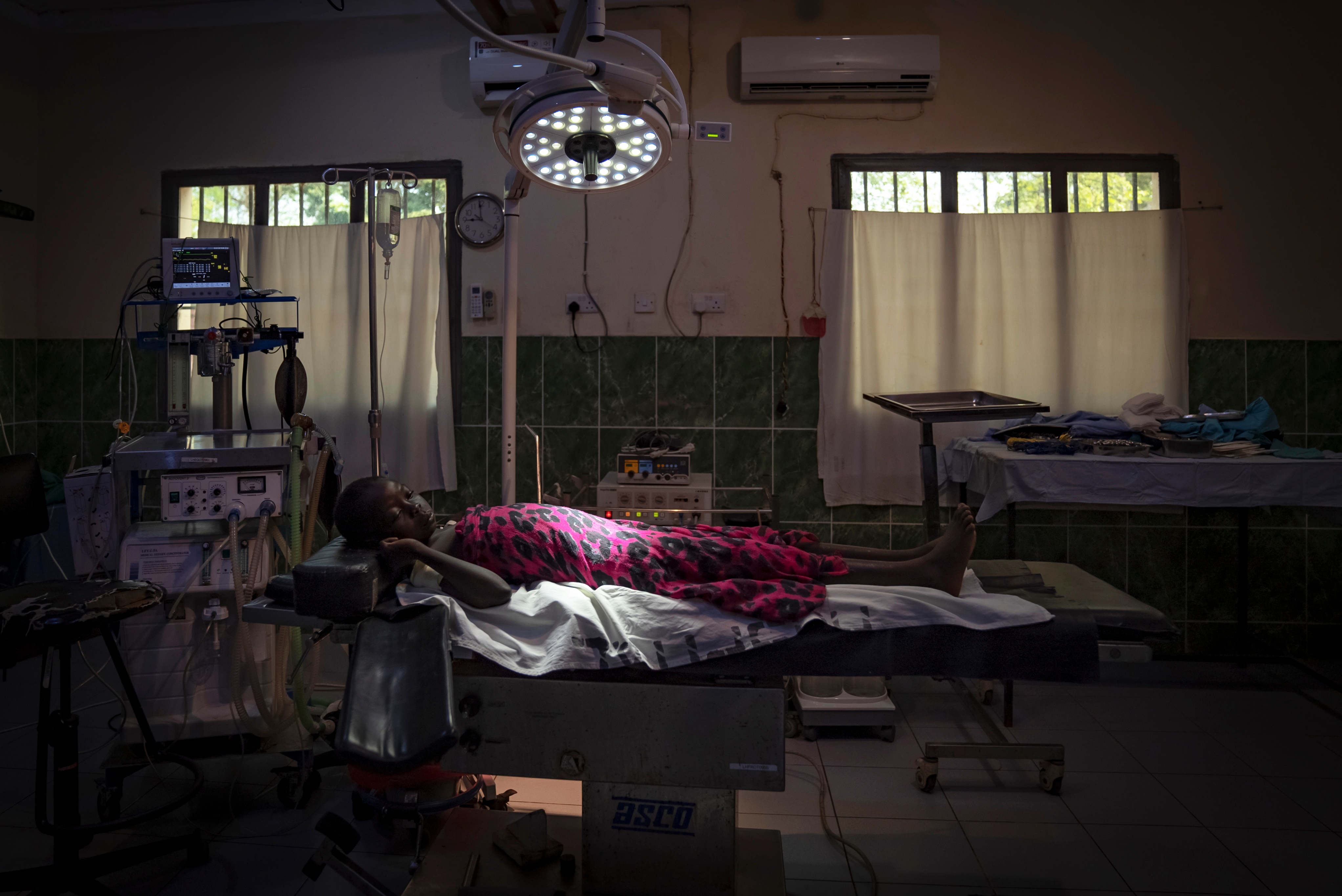 Luce per Lui di Medici con l'Africa Cuamm Luce per Lui-Medici con l'Africa Cuamm