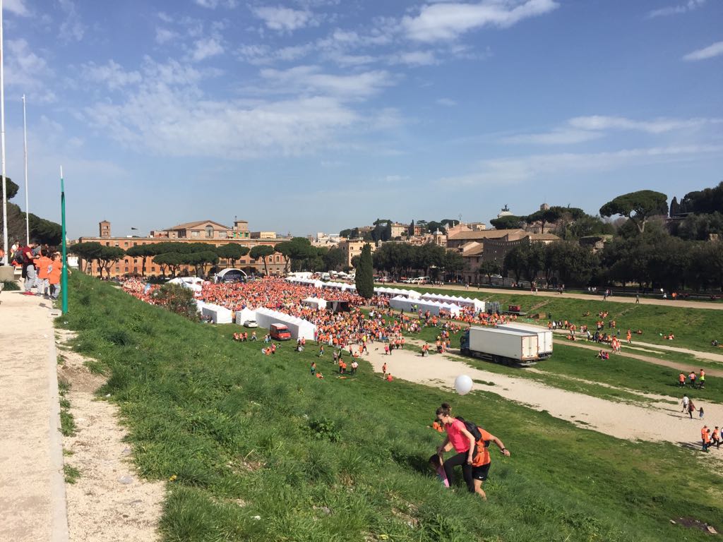 Corriamo per farci ascoltare! di FIADDA Onlus Corriamo per farci ascoltare!-FIADDA Onlus