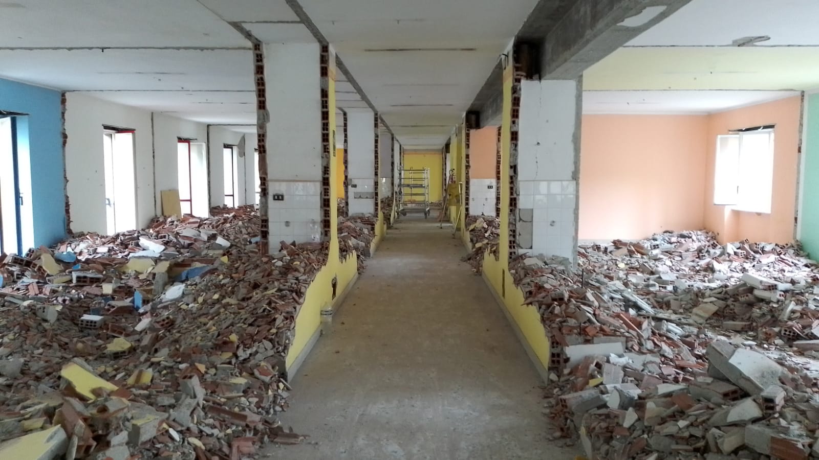 Costruiamo il futuro di Collegio Universitario Einaudi Costruiamo il futuro-Collegio Universitario Einaudi