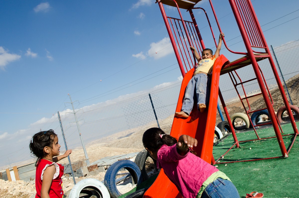 Fondo Emergenza per Khan al Ahmar di Vento di Terra ONG Fondo Emergenza per Khan al Ahmar-Vento di Terra ONG