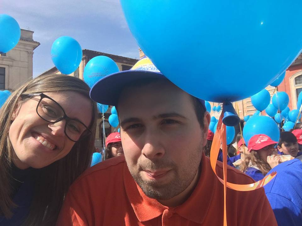 Un pulmino per raggio di sole di Raggio di Sole Onlus Un pulmino per raggio di sole-Raggio di Sole Onlus