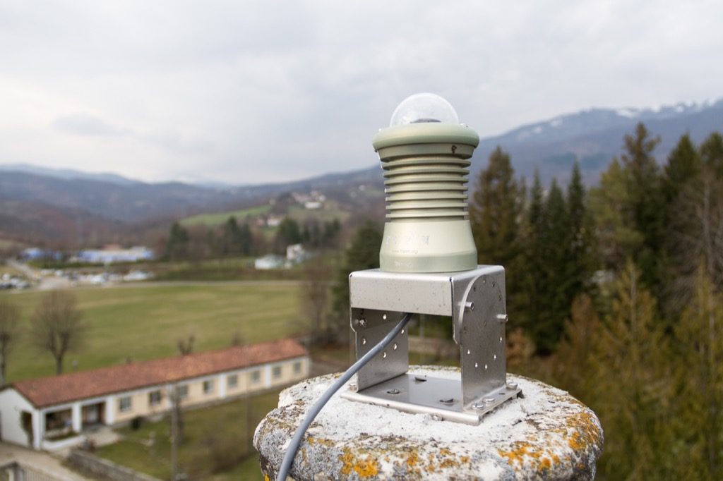 Potenziamo le Sentinelle dello Spazio! di Meteoriti Italia APS Potenziamo le Sentinelle dello Spazio!-Meteoriti Italia APS