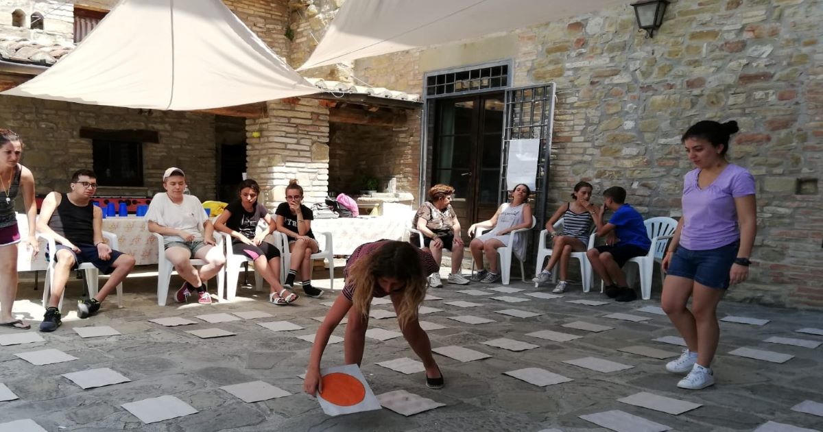 Un'avventura tutta da vivere! di Ananas+Linfa contro le neurofibromatosi Un'avventura tutta da vivere!-Ananas+Linfa contro le neurofibromatosi