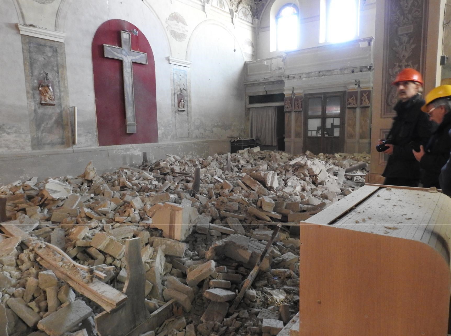 Tolentino:cronaca del terremoto infinito di Sportware Tolentino:cronaca del terremoto infinito-Sportware