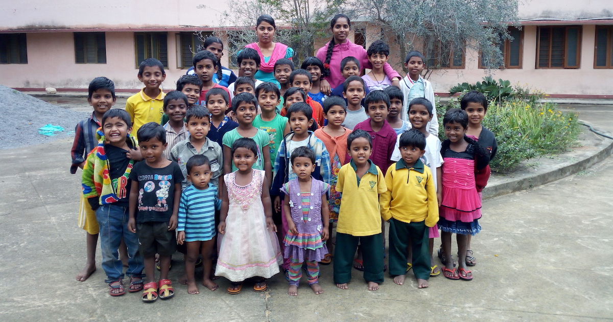 Un parco giochi per i bimbi in India di Vanaprastha Un parco giochi per i bimbi in India-Vanaprastha