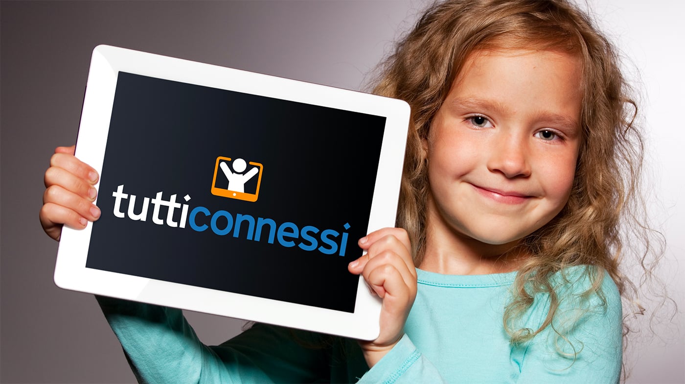 TuttiConnessi - un device per studente di SYX TuttiConnessi - un device per studente-SYX