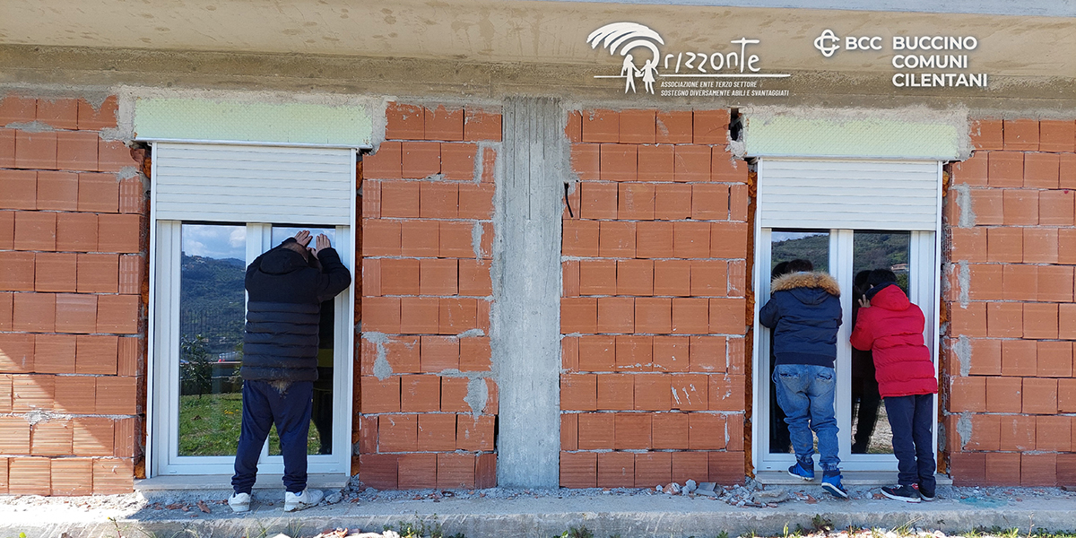 Aiutami a completare il mio ORIZZONTE di Associazione Orizzonte Aiutami a completare il mio ORIZZONTE-Associazione Orizzonte