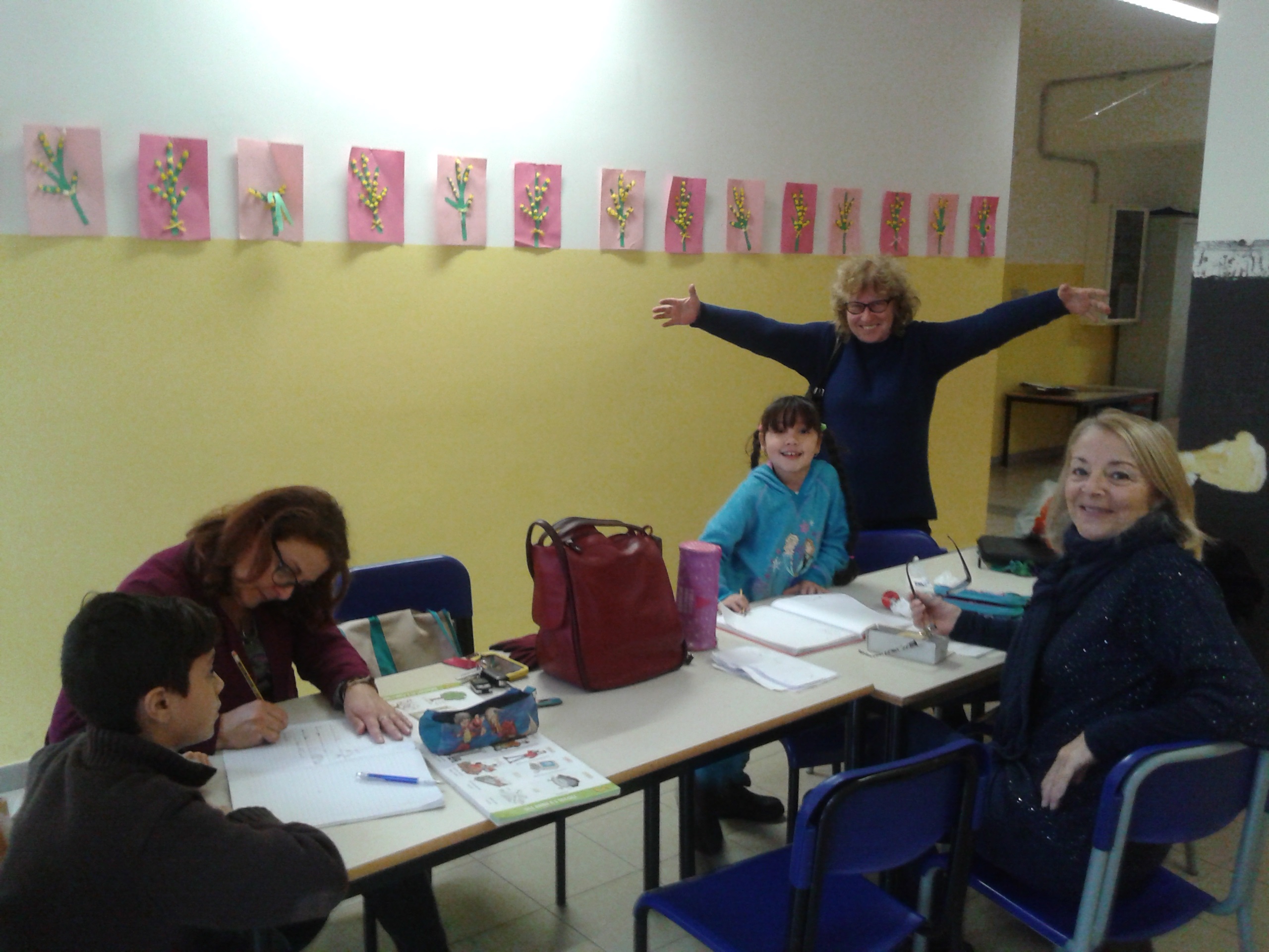 Diamoci una mano di ViviVejo Onlus Diamoci una mano-ViviVejo Onlus